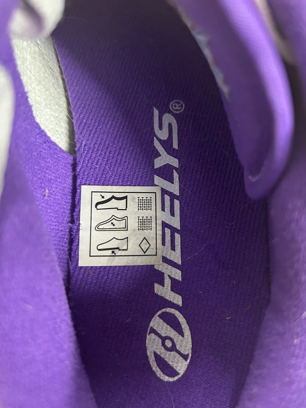 Heelys Pro 20 Prints Purple Multi Skate Shoes Youth 5 Womens 6